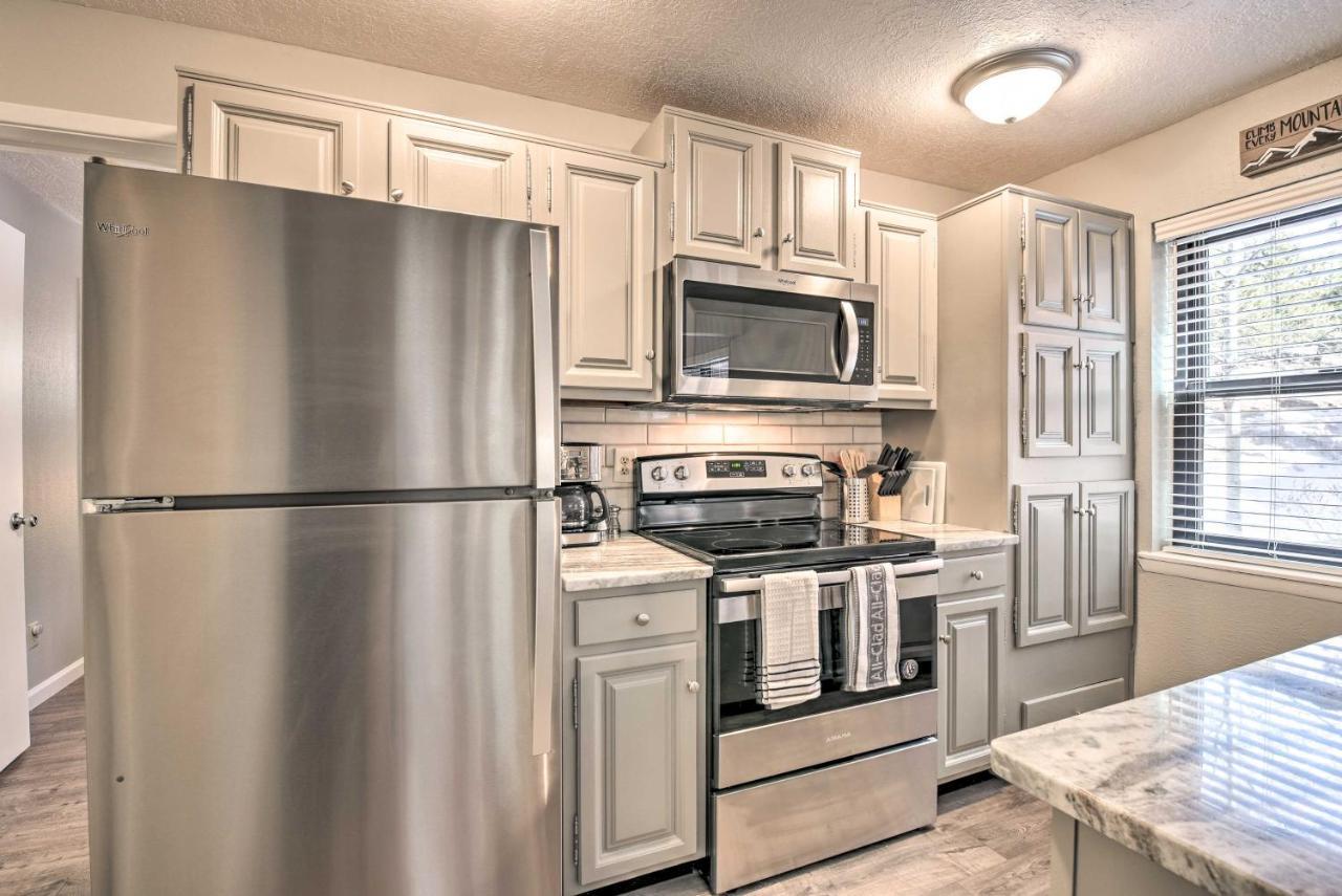 Angel Fire Condo With Fireplace Less Than 1 Mi To Ski Resort エクステリア 写真
